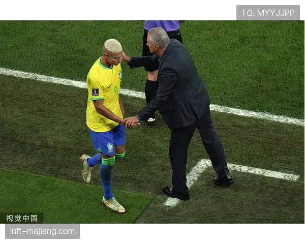 维尼修斯接受专访:谈论在欧冠高强度比赛中保持冲刺能力的秘诀 维尼修斯接受专访:谈论在欧冠高强度比赛中保持冲刺能力的秘诀